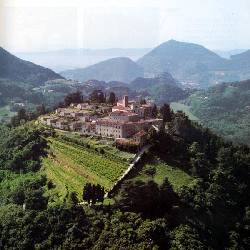 We are continually refining and adding to our portfolio of Nice Places to stay in Italy, so visit our site regularly to find somewhere just that little bit special. All our places to stay are presented with photos and descriptions taken and selected by us personally to give an impression as true to the reality as we can. All places are chosen by our team here in Italy for their combination of price, quality, charm and location. We work in partnership with family run hotels, guest houses and self-catering accommodations. This is NOT an unverified 'web portal' or online directory - we select only those places which we believe make excellent places to base a 1 week holiday or longer.